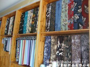 绍兴吉首纺织品 专业批发供应热销优质精品TR坯布及混纺交织面料